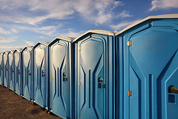 Types of Portable Toilets We Offer in Reedurban, OH